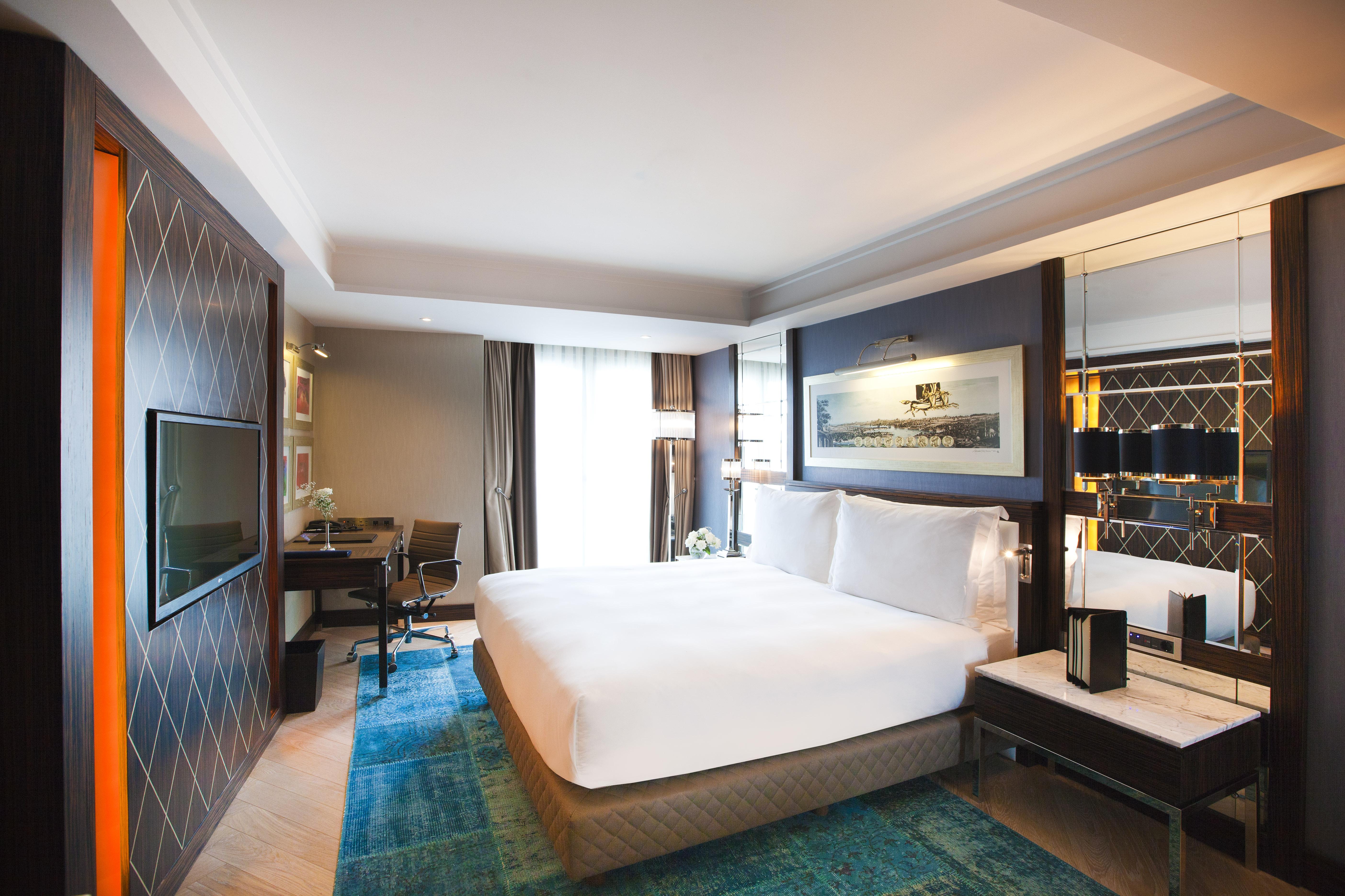 Radisson Blu Hotel Istanbul Pera Екстер'єр фото Deluxe Room